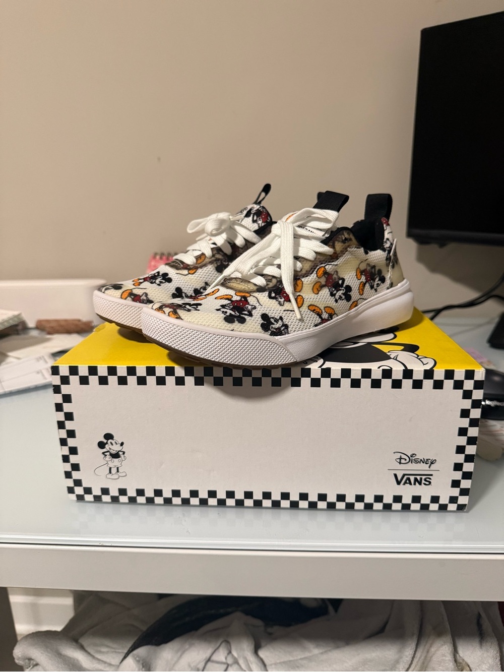Vans x Disney UltraRange Rapid Sneaker